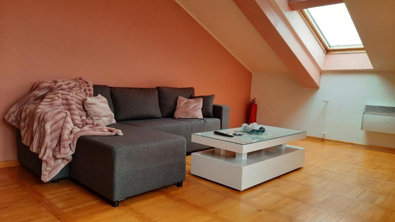 Loft Apartman Jagodina Luaran gambar