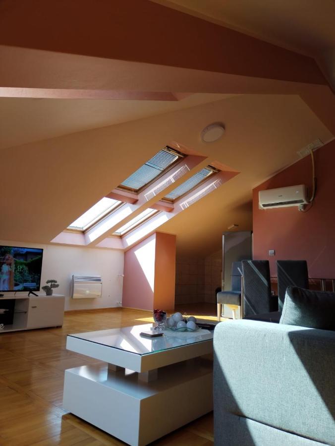 Loft Apartman Jagodina Luaran gambar